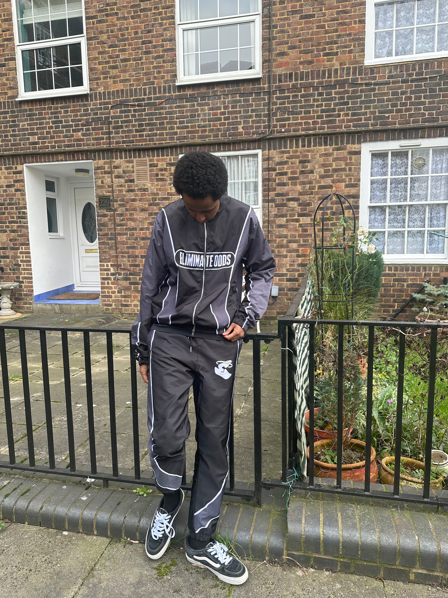 NYLON ELMNT WINDBREAKER BLACK GREY SET